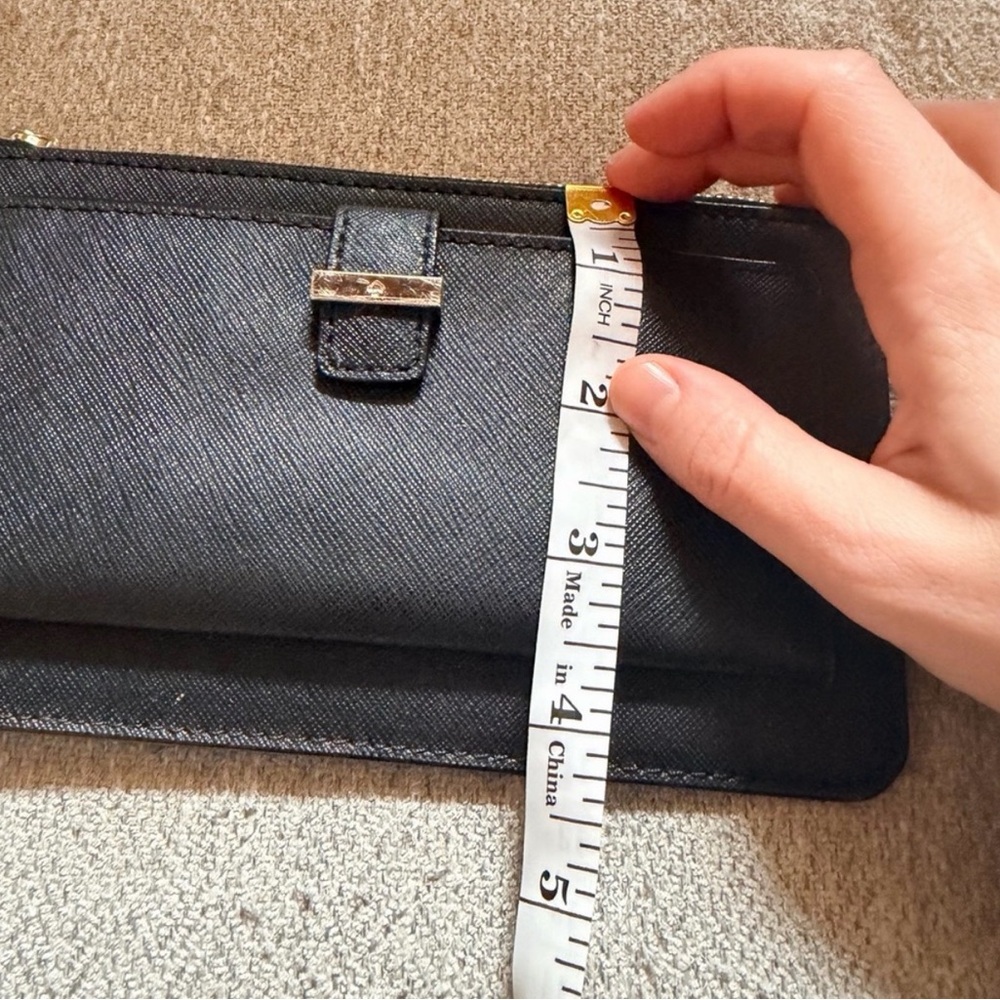Kate spade black clutch wristlet - Picture 5 of 6